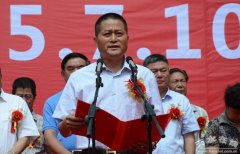 <b>它不只成绩了家居建材城领跑者的</b>